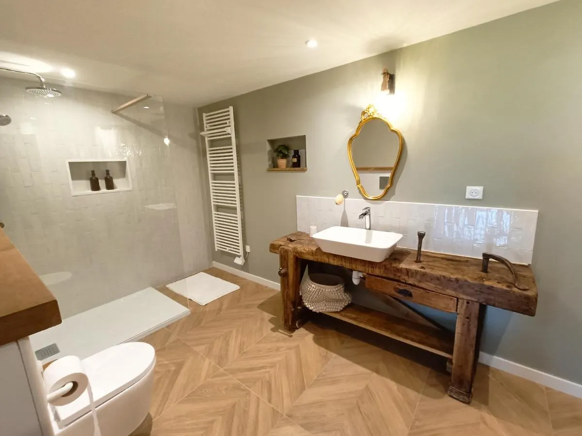 Apartment Le Jardin De Nigelle , Bas De Villa En Provence Mallemoisson