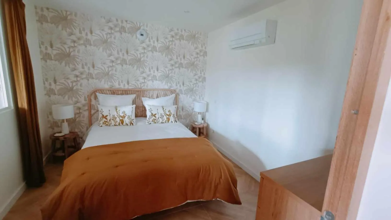 Apartment Le Jardin De Nigelle , Bas De Villa En Provence Mallemoisson